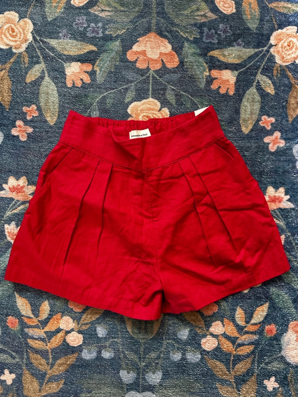 NWT Abercrombie Sz XS High-Waist Pleated Linen Blend Shorts in Fuchsia/Red